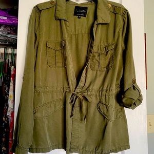 Women’s olive green jacket